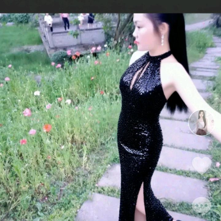 单亲妈妈四姐
