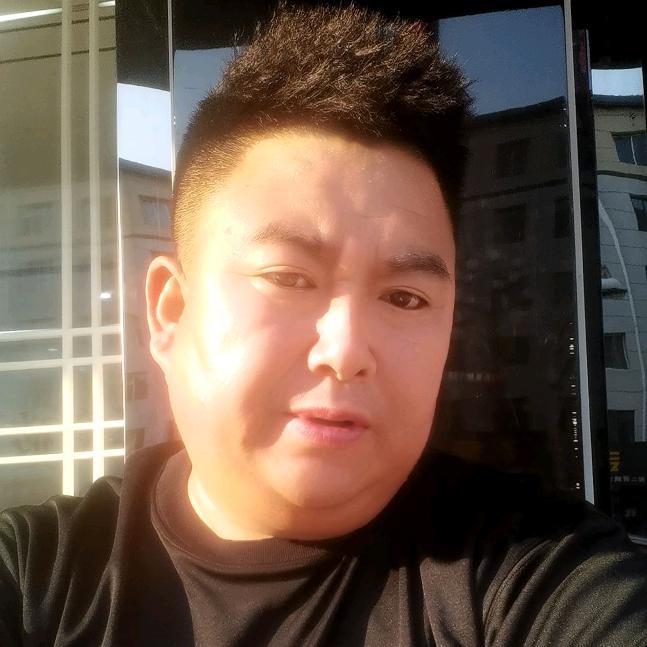 长岭冠珠瓷砖顺辉瓷砖批发瓷砖小胖装潢