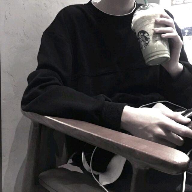 屿世