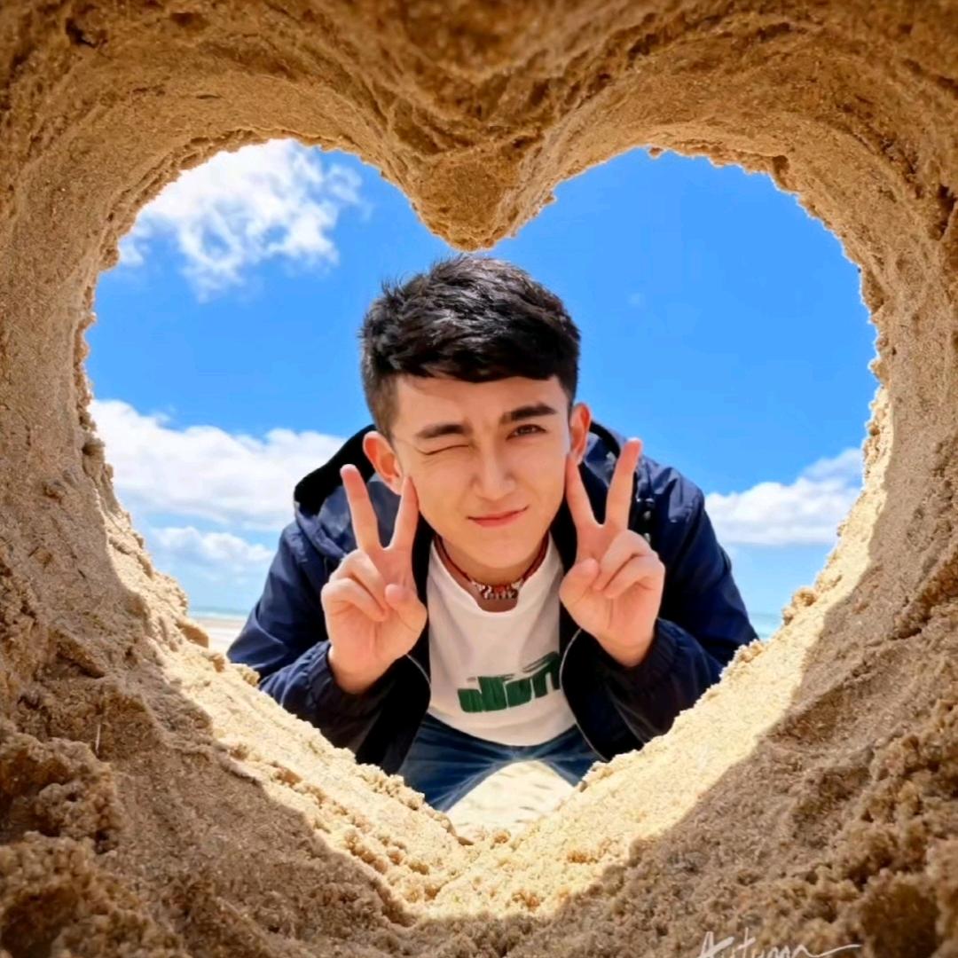 ༽年多贡布次仁༼