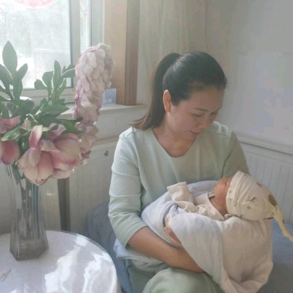 保洁面试官春梅姐