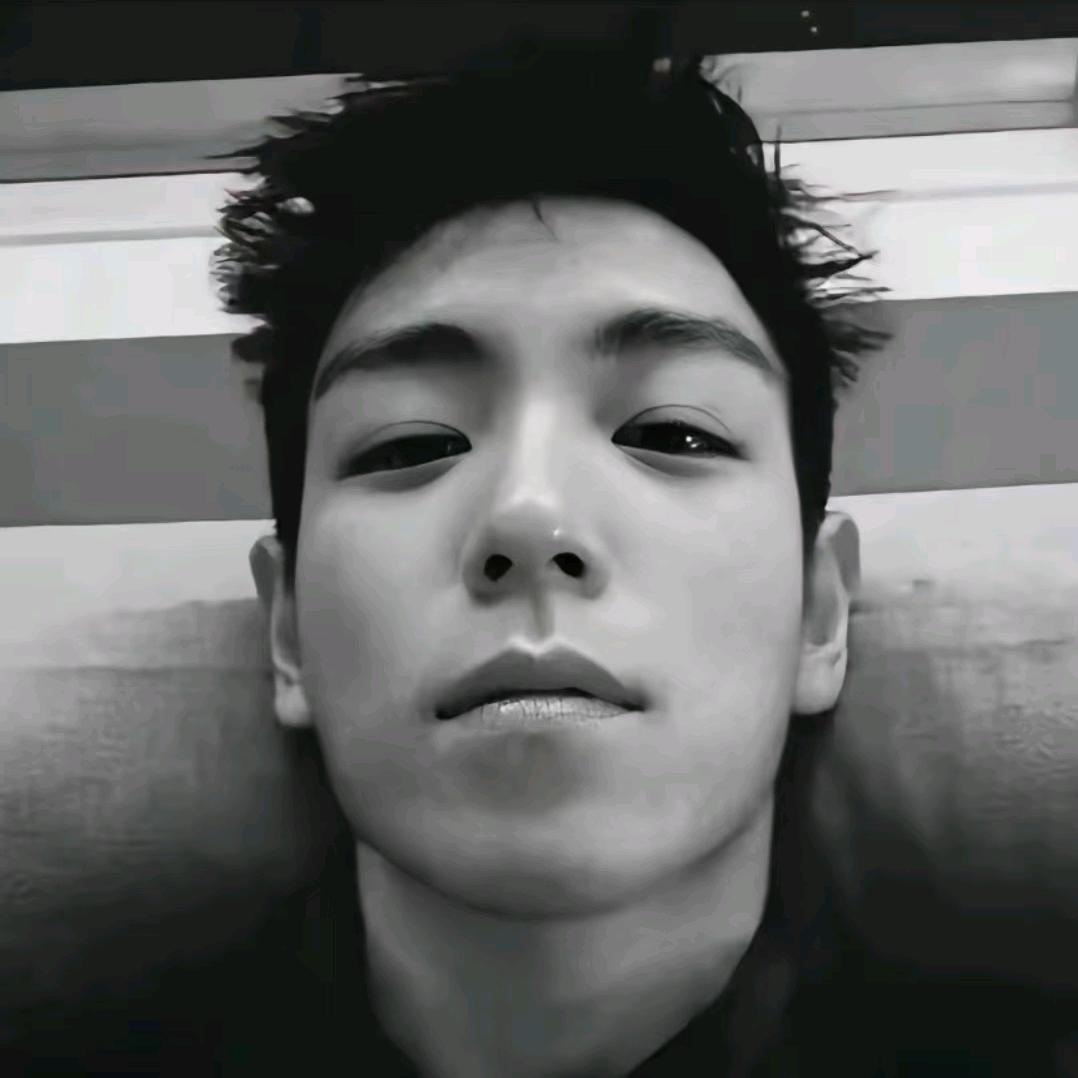 ￴￴ ￴￴ ￴￴