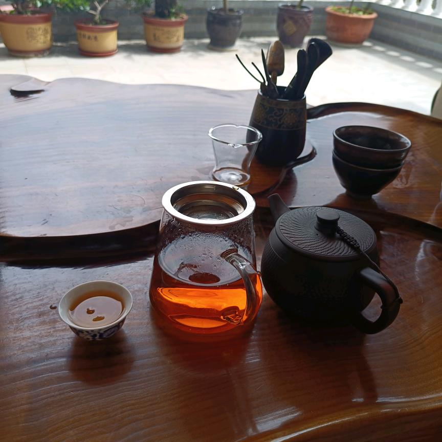 爱品茶