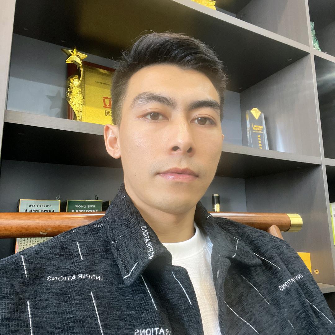 琼斐斌珠宝-枫与翡翠