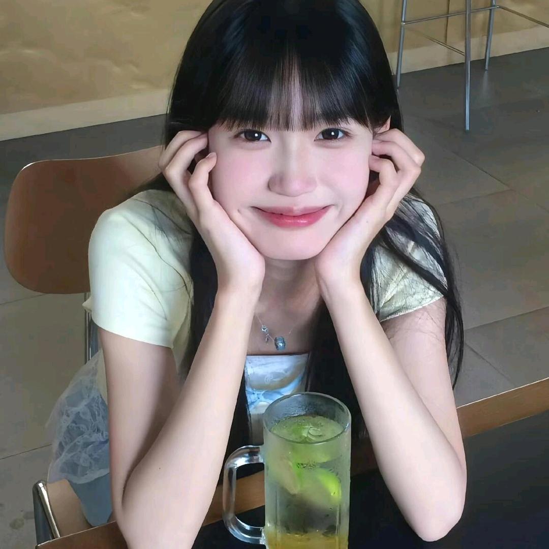 她叫小美