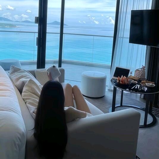 ㅤㅤㅤㅤㅤㅤㅤㅤㅤ ㅤㅤㅤㅤ10