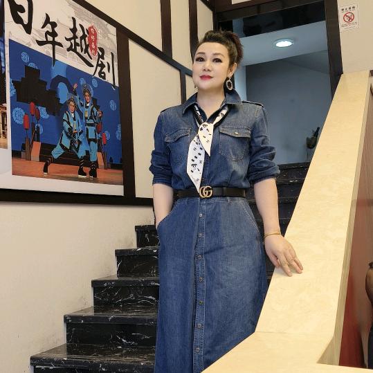 阿芳