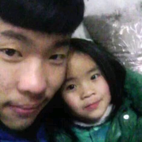 桑墟刘丽服饰一楼男装，二楼精品女装