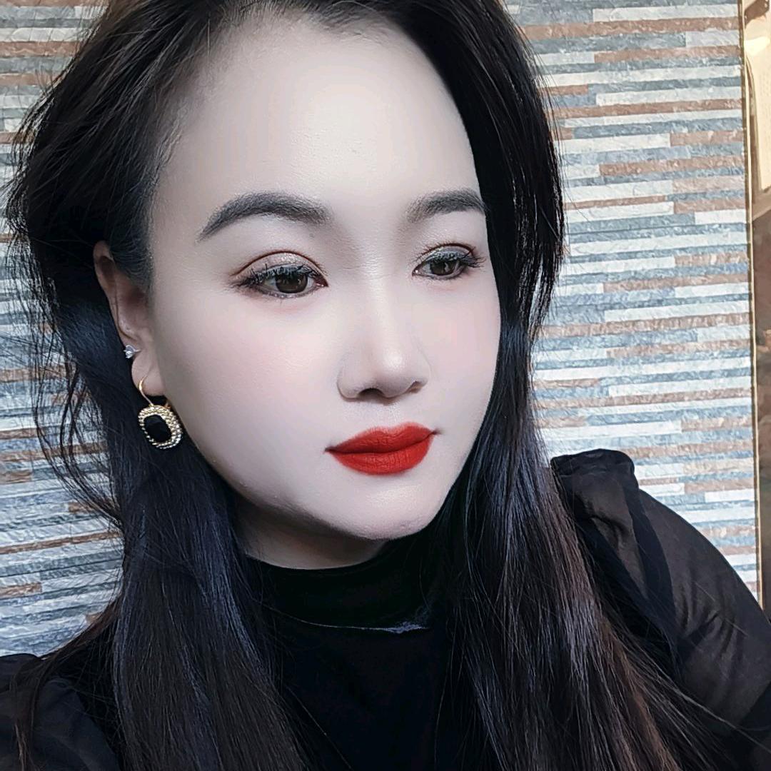 带刺的玫瑰🌹 河南燕姐