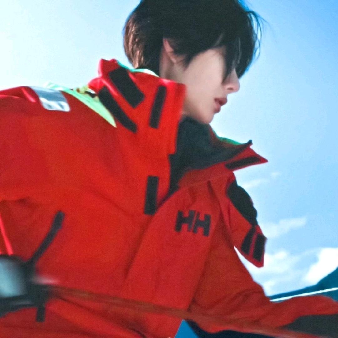 YB