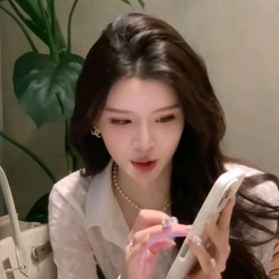 坤总KUN直播好物分享-欧越创