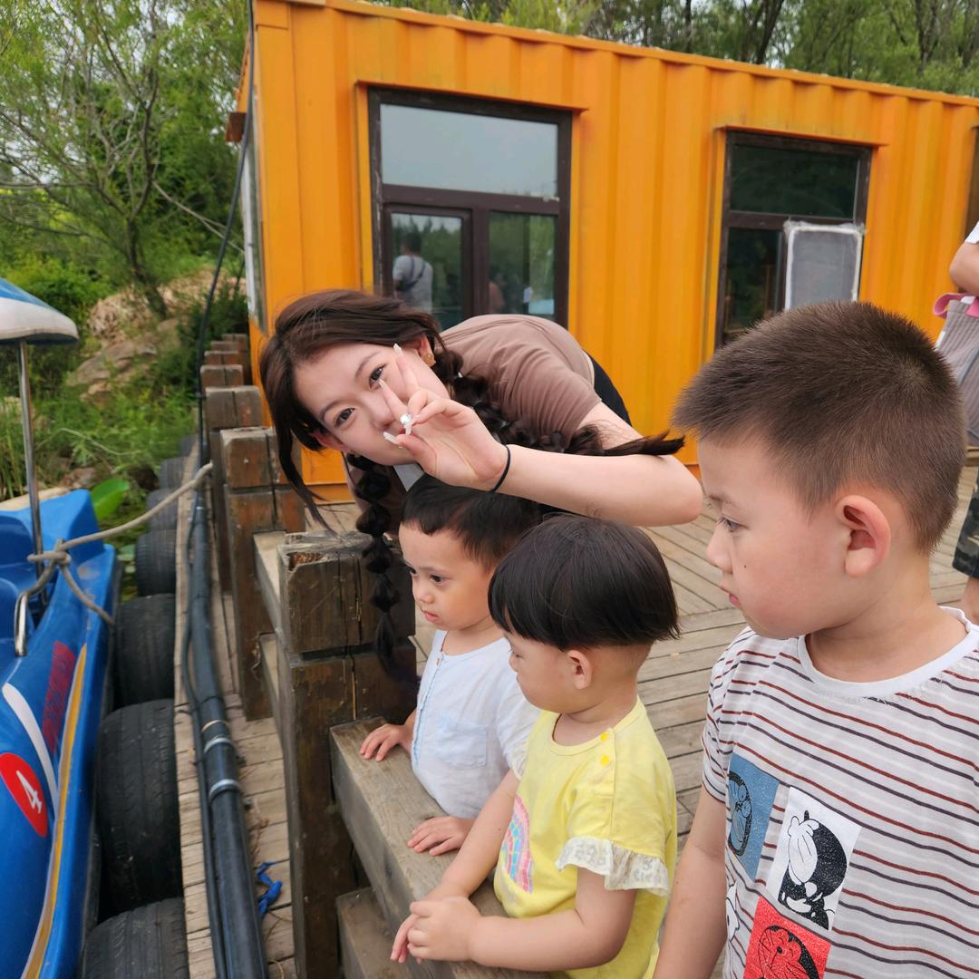 四平腾光万达广场三星手机体验店