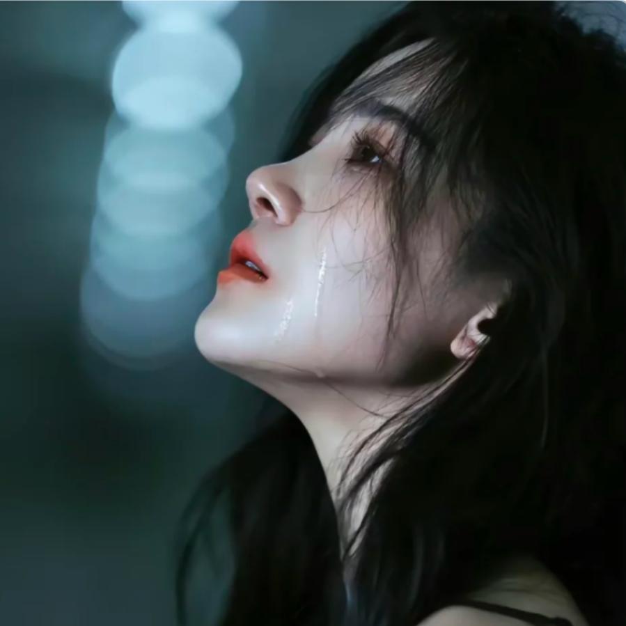 戴珍珠耳环的少女
