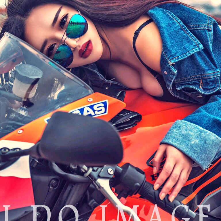 可乐哥/巜飞虎队》