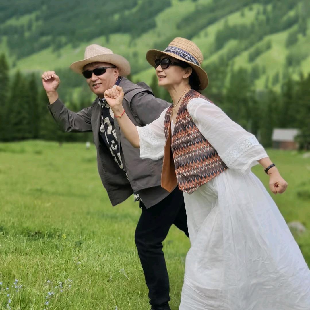 银龄世界快乐营