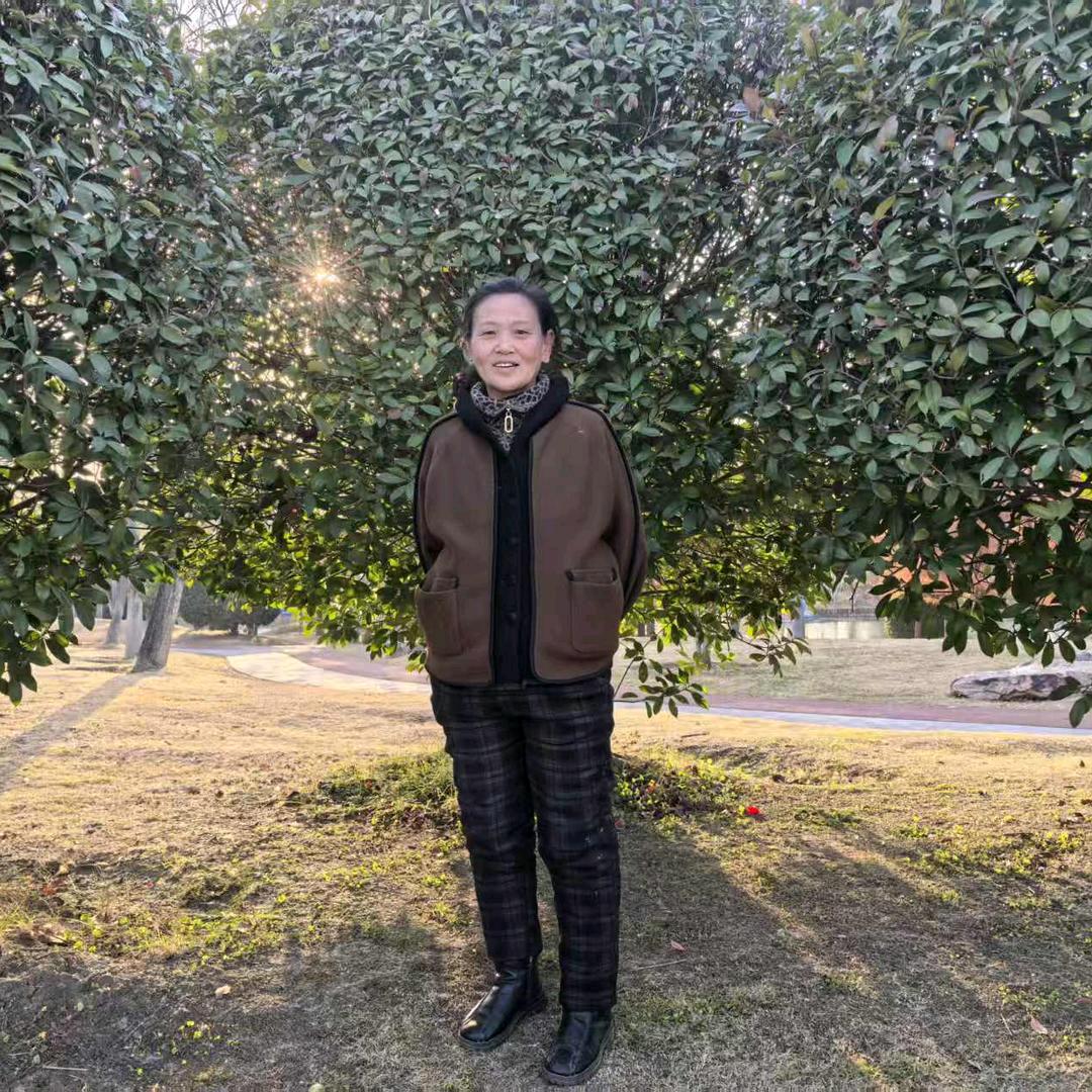 金珠姐每天晚8、30直播