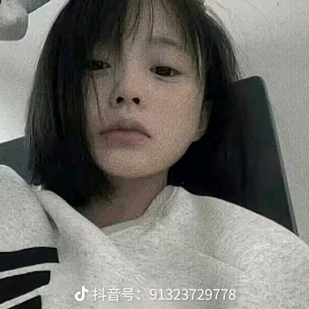 深情小白( ﹡ˆoˆ﹡ )