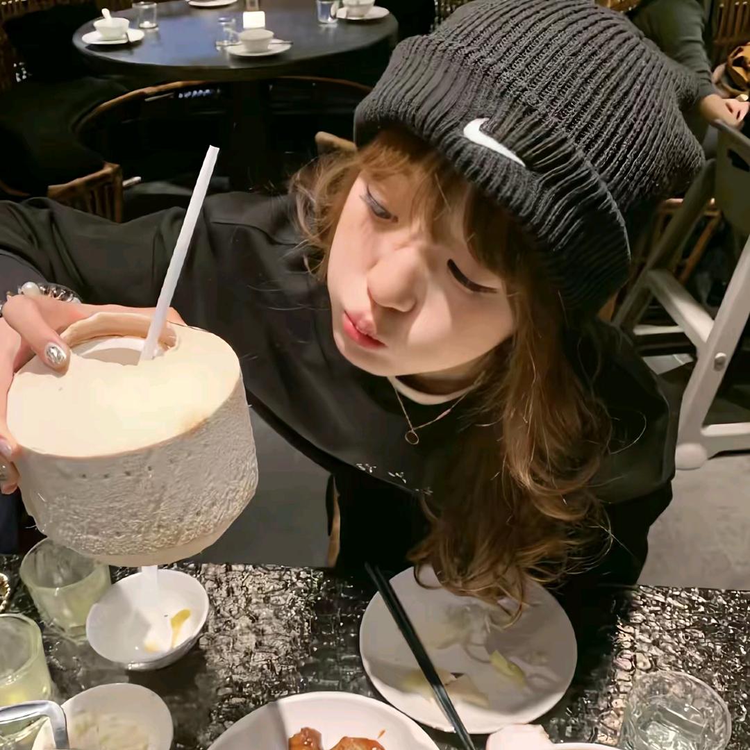 爱看188腹肌大帅哥