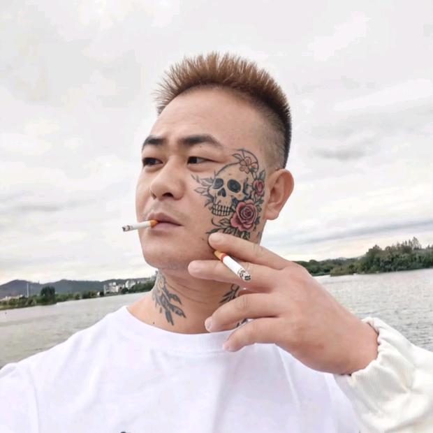 ঞৣঁ🍒᭄小财迷ঞৣ᭄