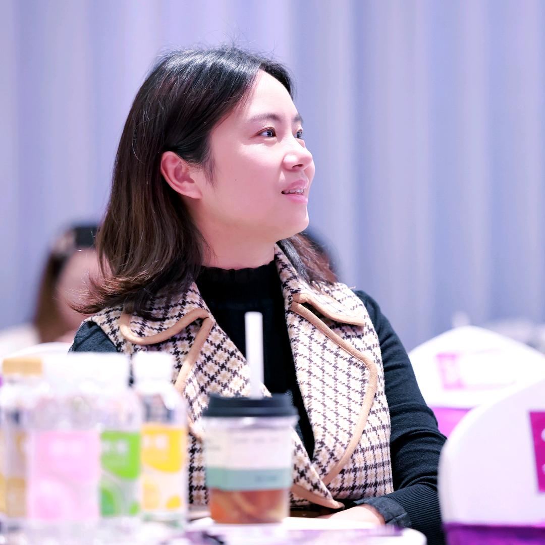 青白江南国鼎峰玲姐聊装修