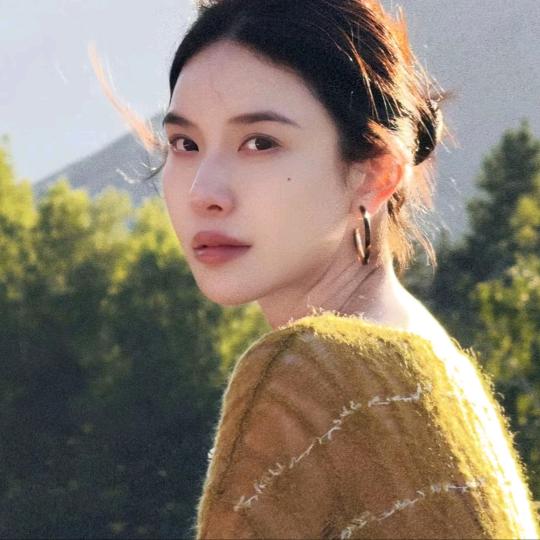 李星儿 （精致女孩穿搭）