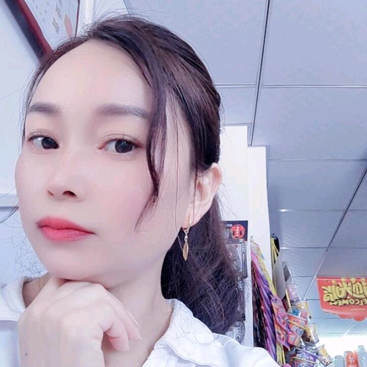 @莉莉