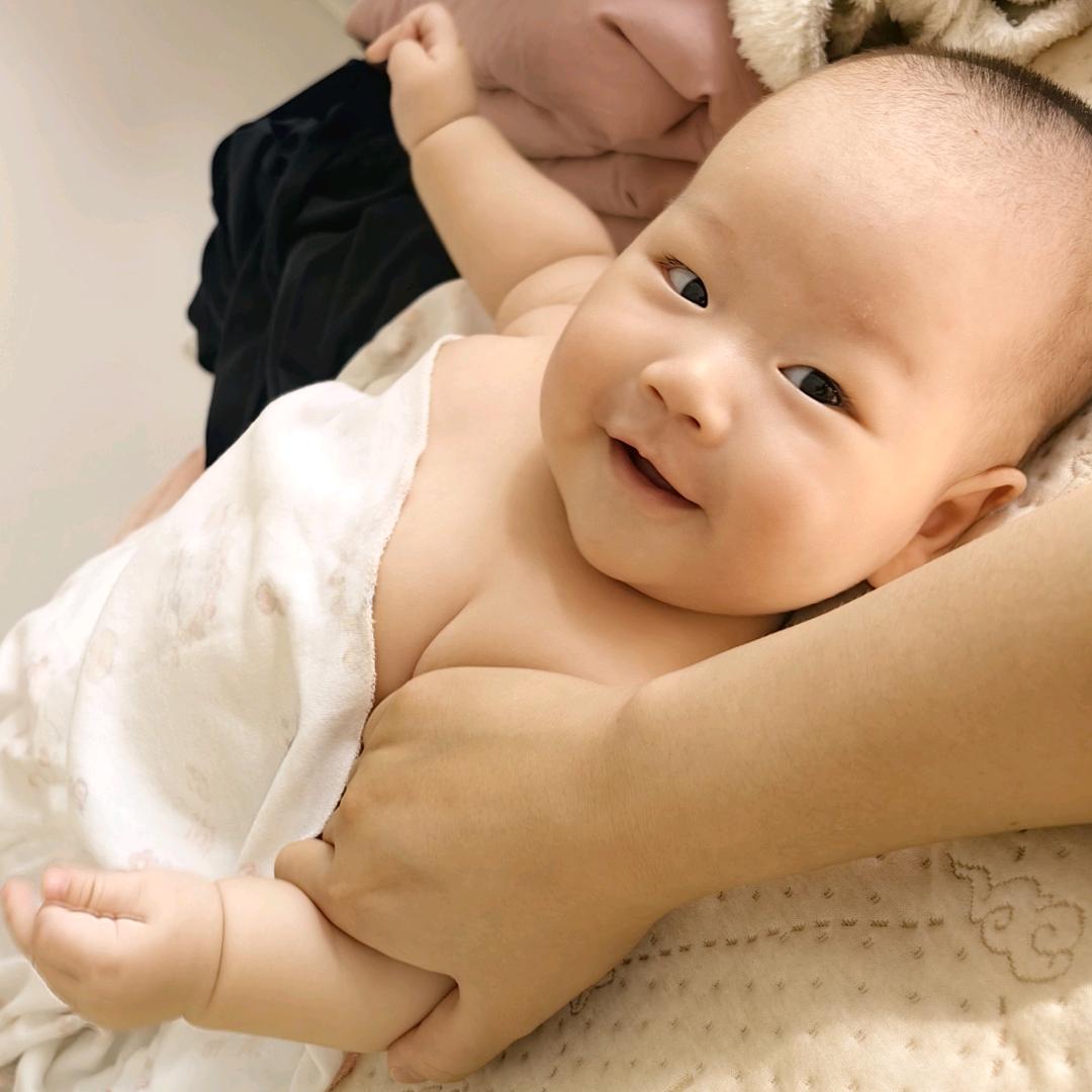 吃葡萄不吐葡萄皮