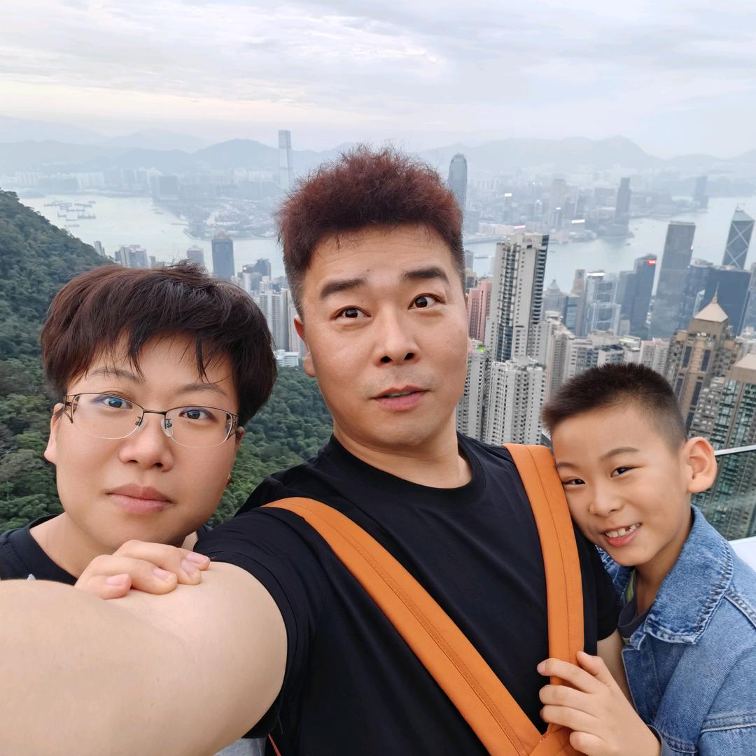 Mr.刘小冰