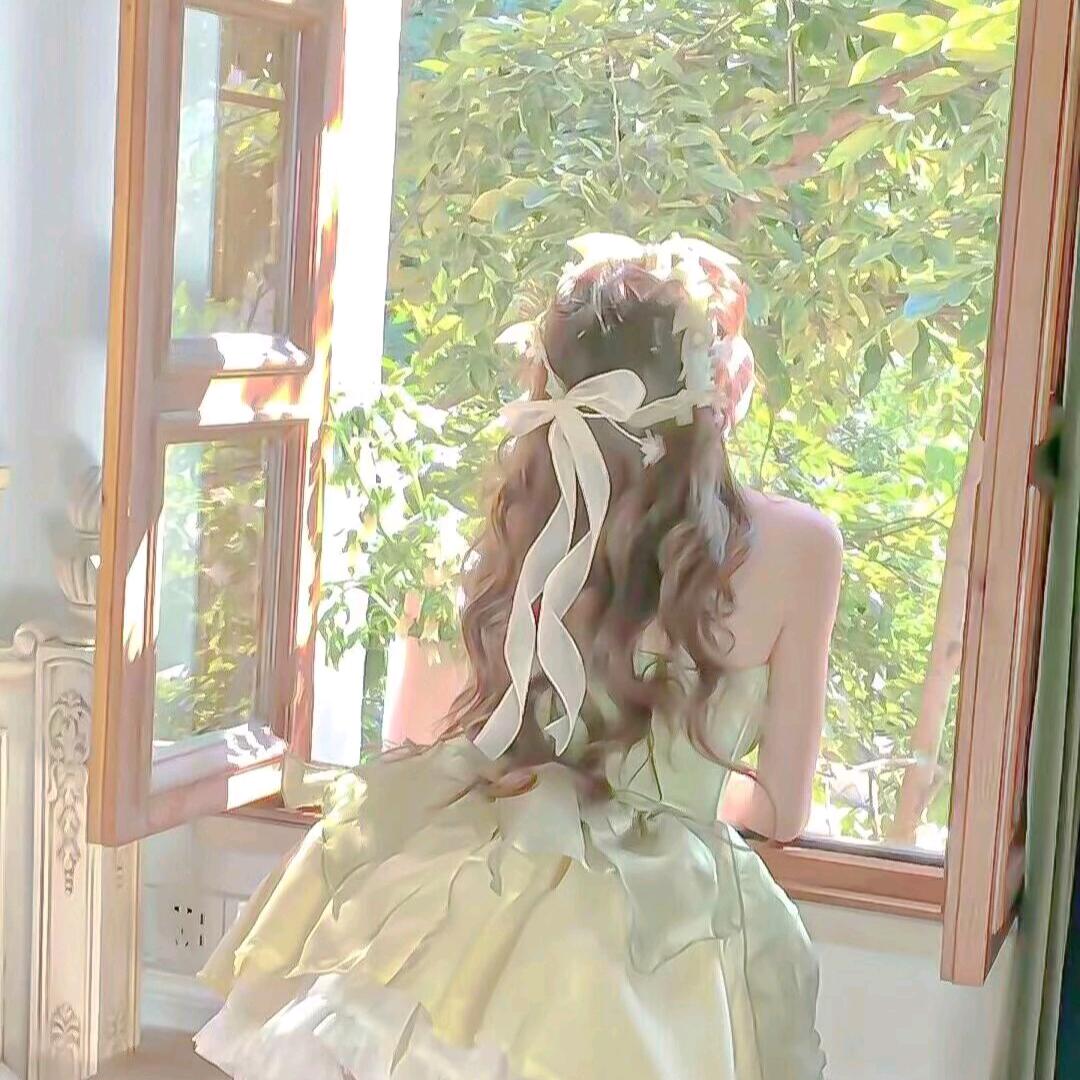 淋湿的小熊🧸🌈.