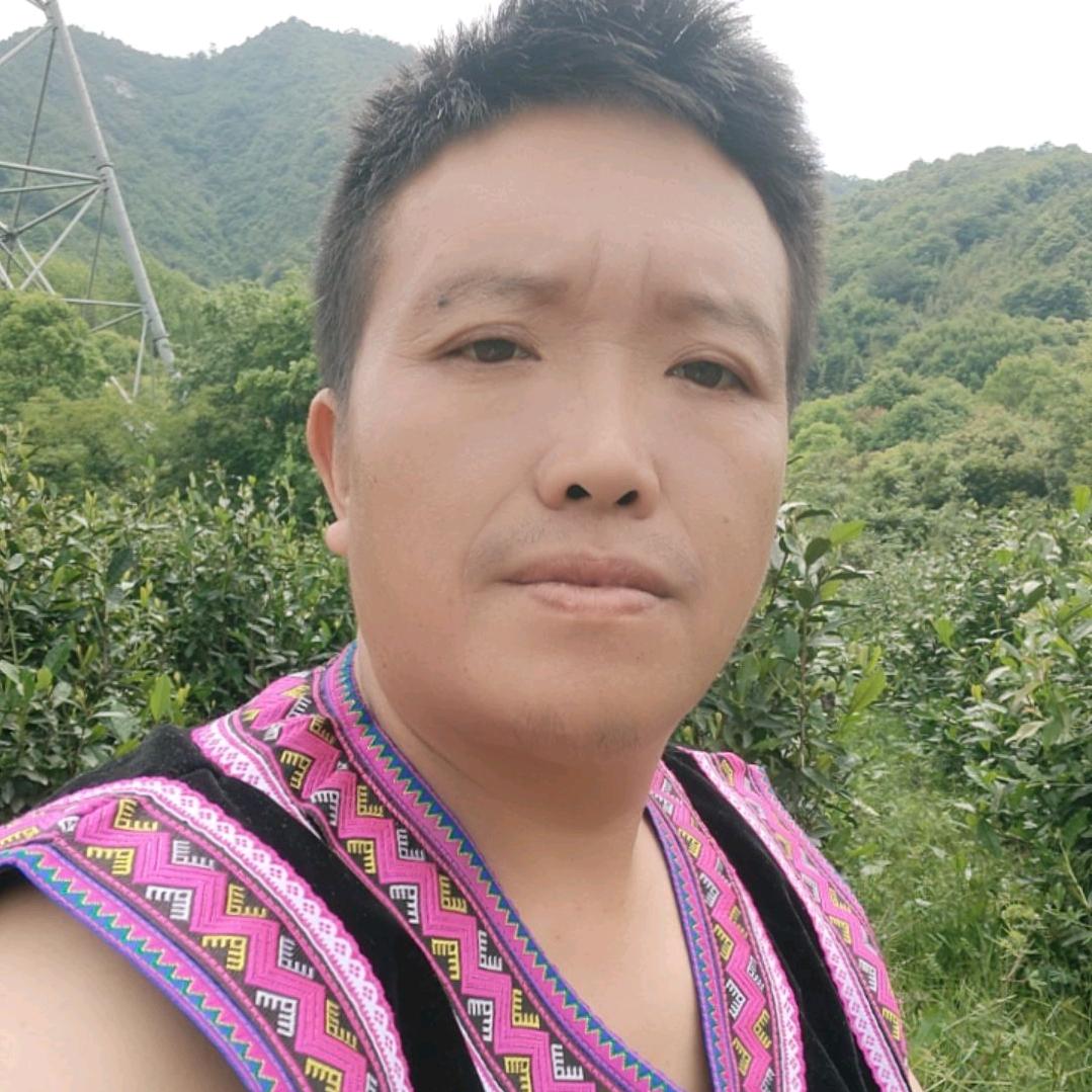 荣荣山歌