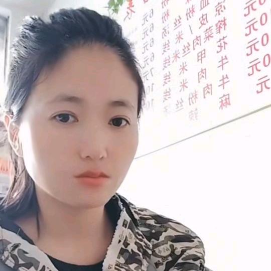 @在新安中学做正宗川味麻辣烫晶晶