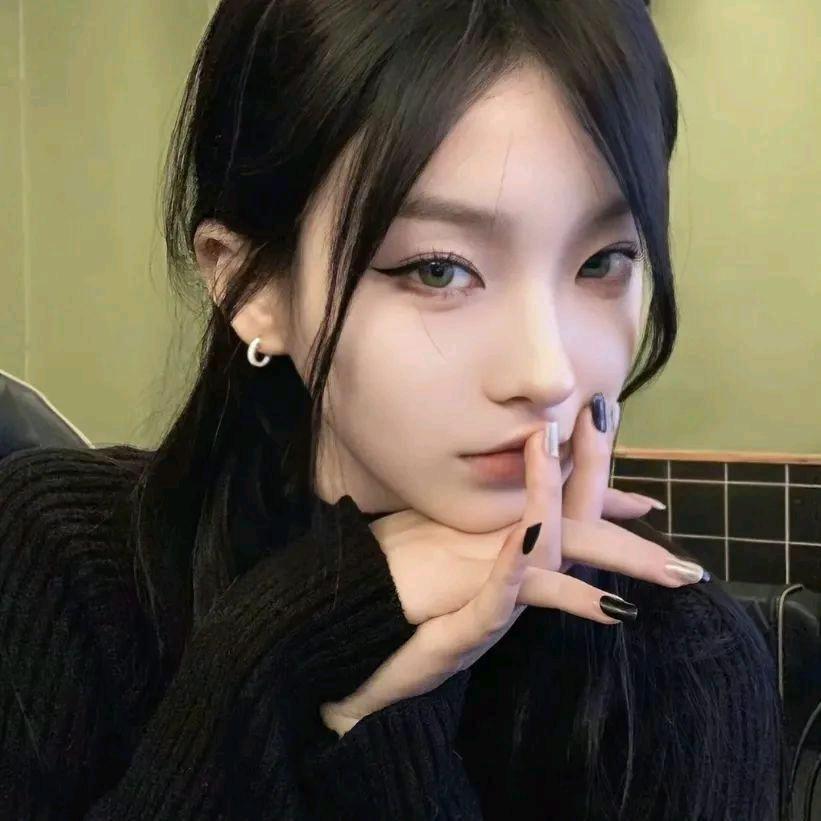 萌妹 萌妹.🎀