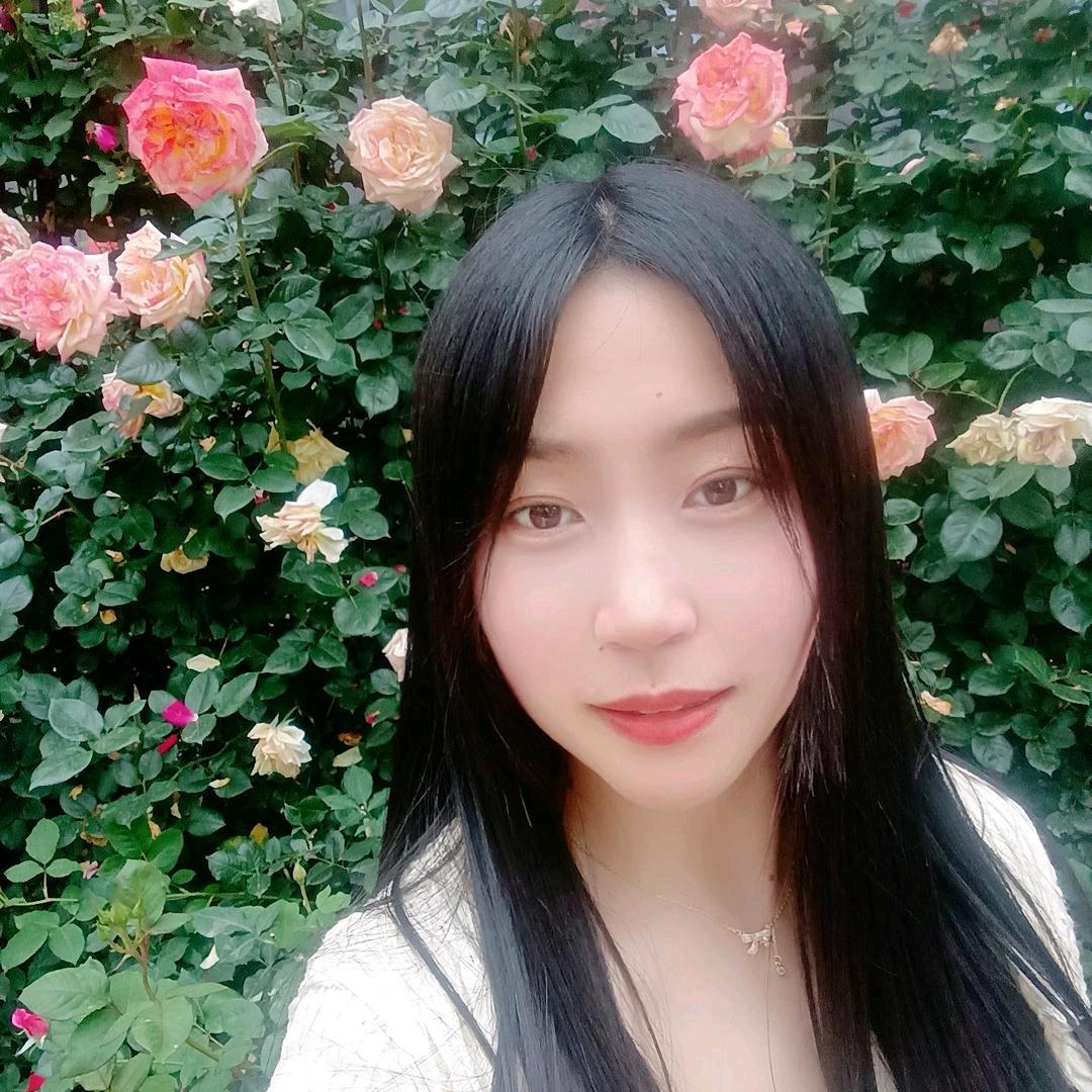 初见🎀