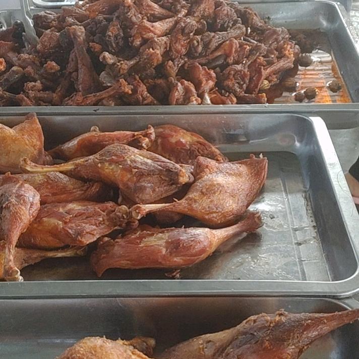 邹记卤菜店油炸香酥食品
