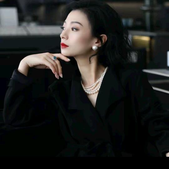 西子高端穿搭女装