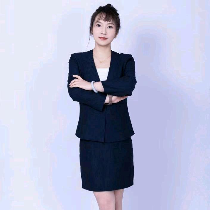 卖新豪轩门窗的小姐姐