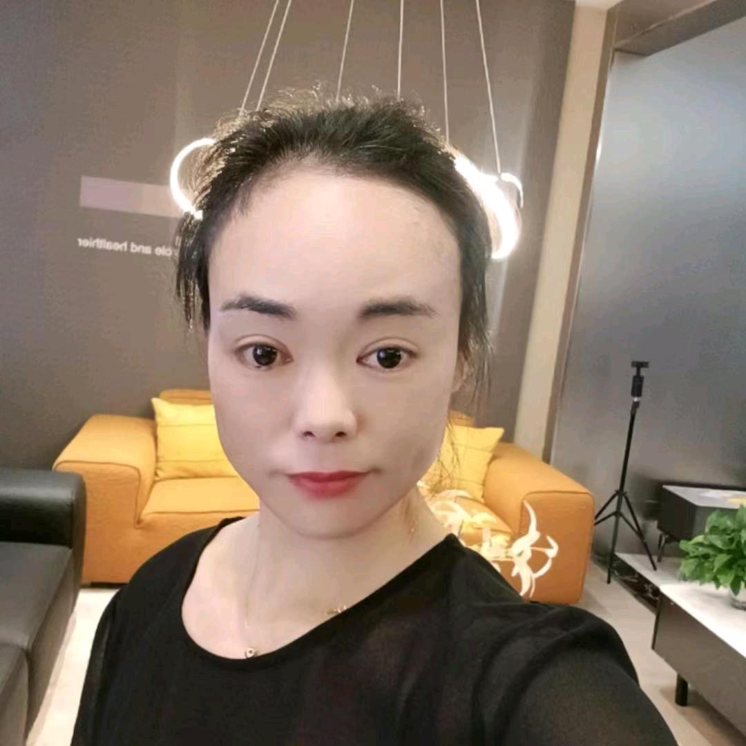 武汉家具人吴姐(武汉得一家居)