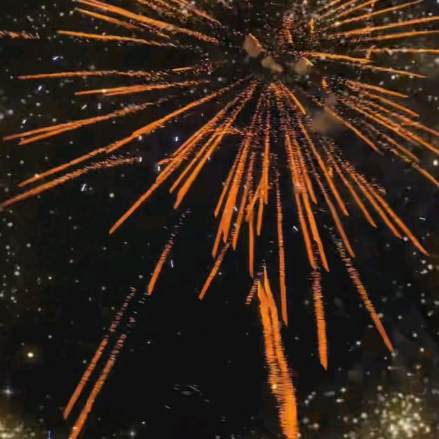 淡粉色