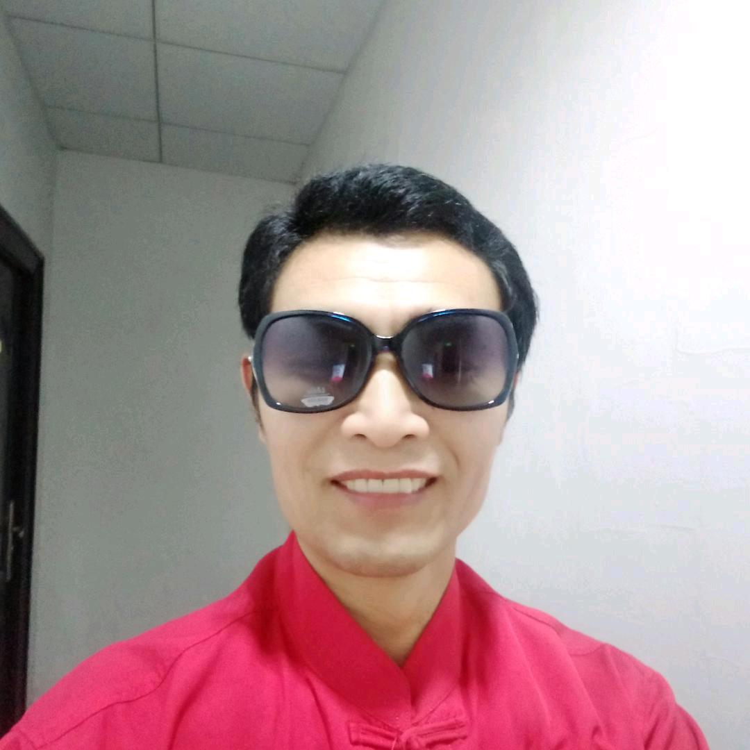 张首都