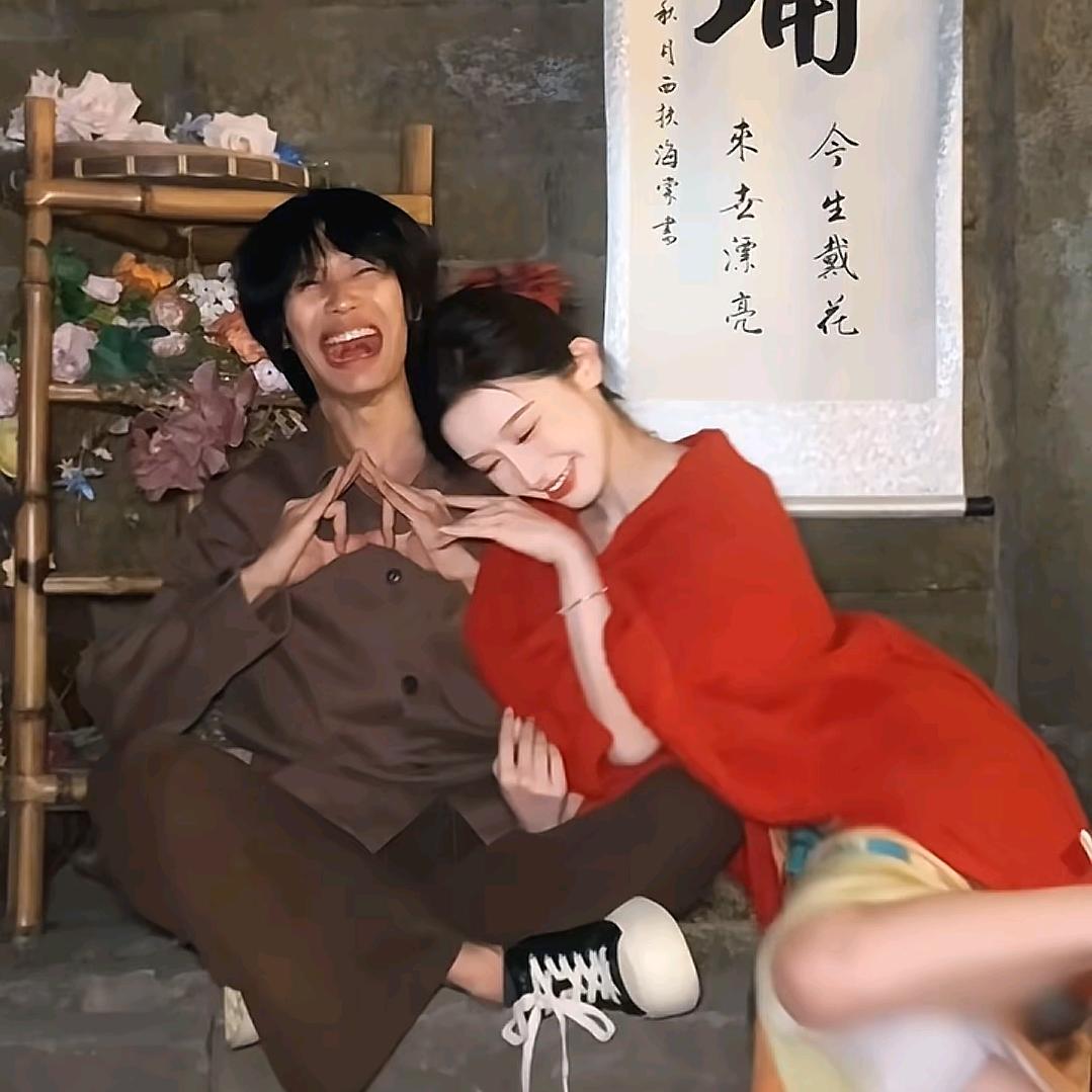 AAA健身器材批发谭姐