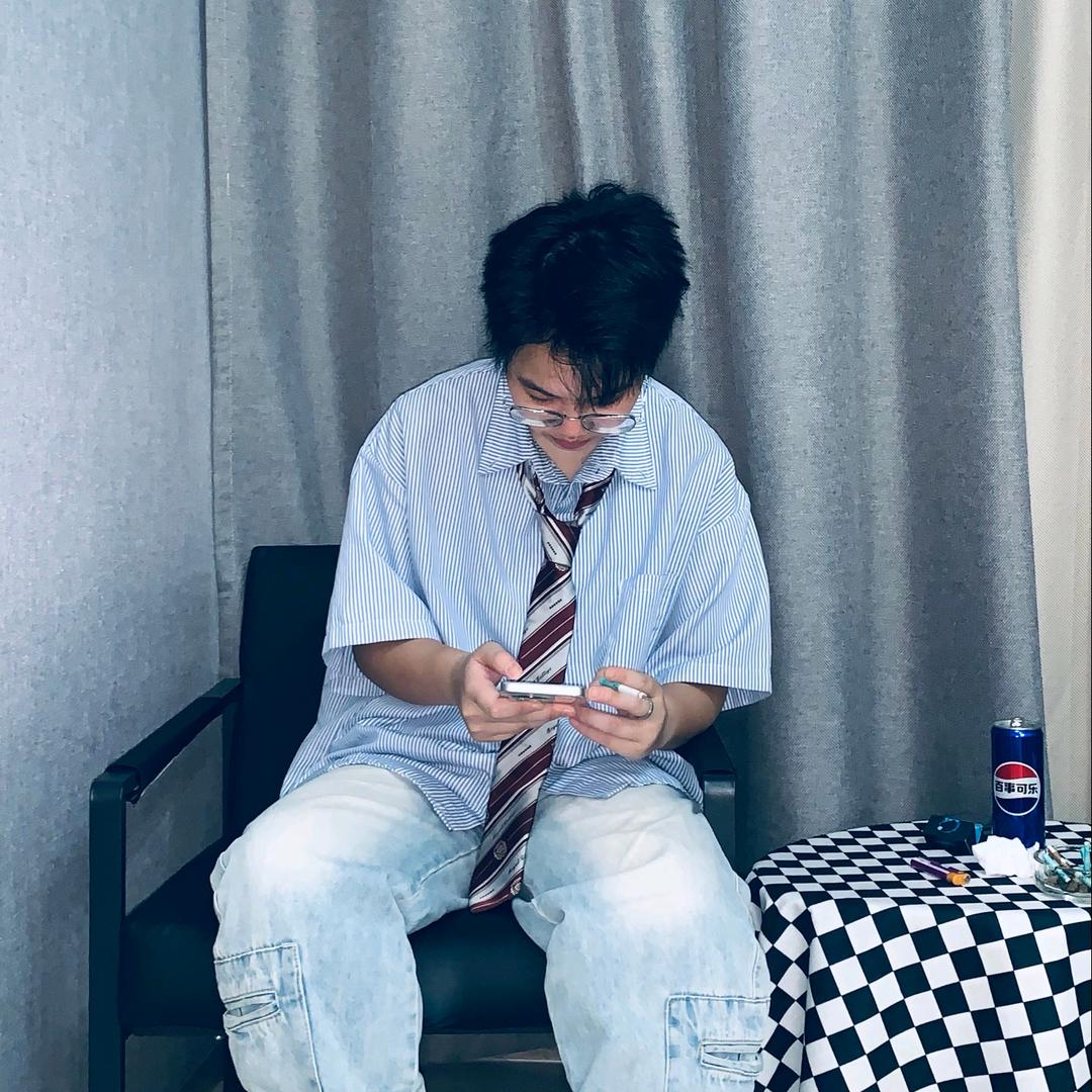 23岁的小孩
