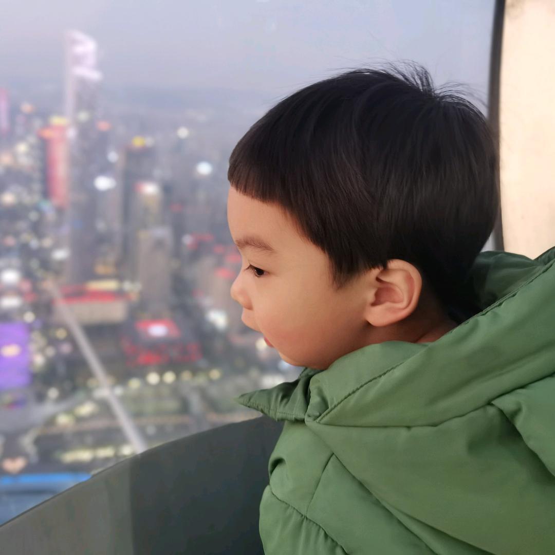 小哲哲在学习