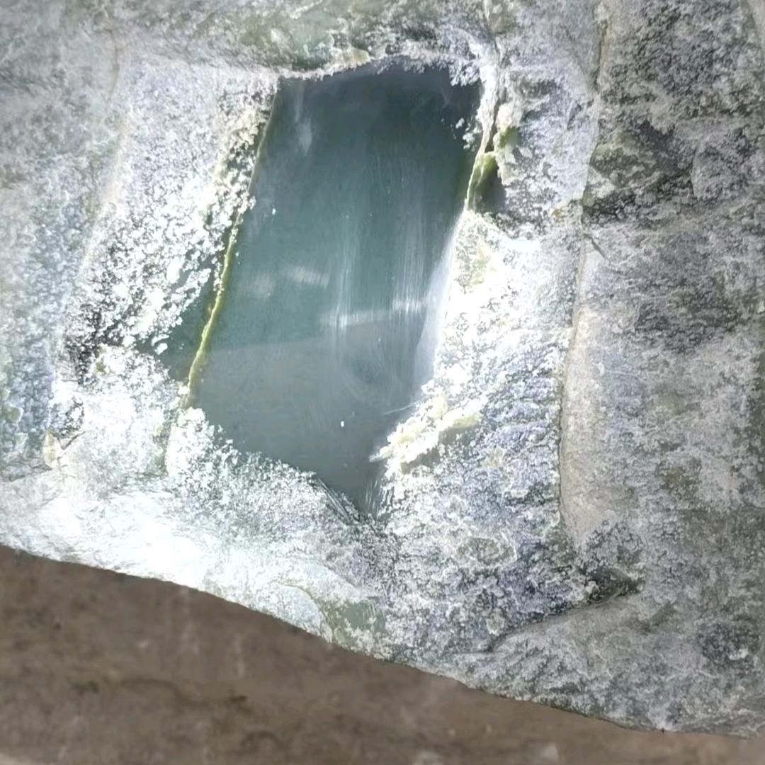 古丽且末山料