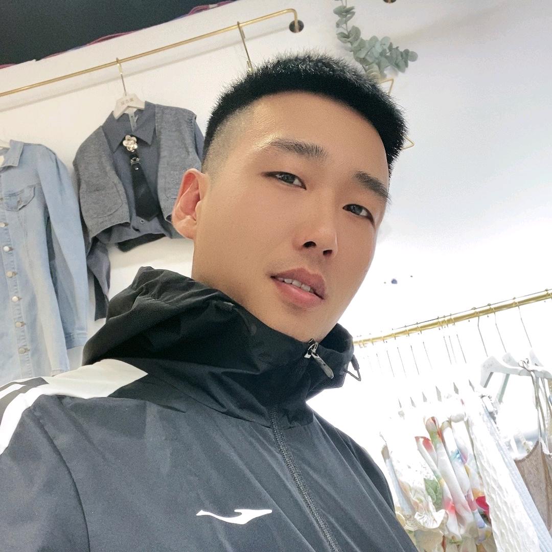 在无🐬董三金🎶