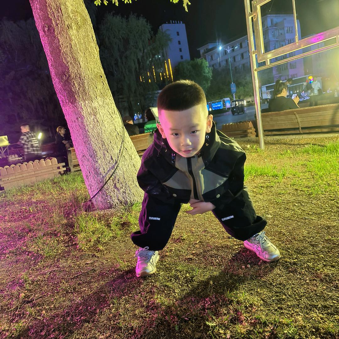 @🥀⃟错把᭄敷衍ꦻ当承诺ꦿᭁ