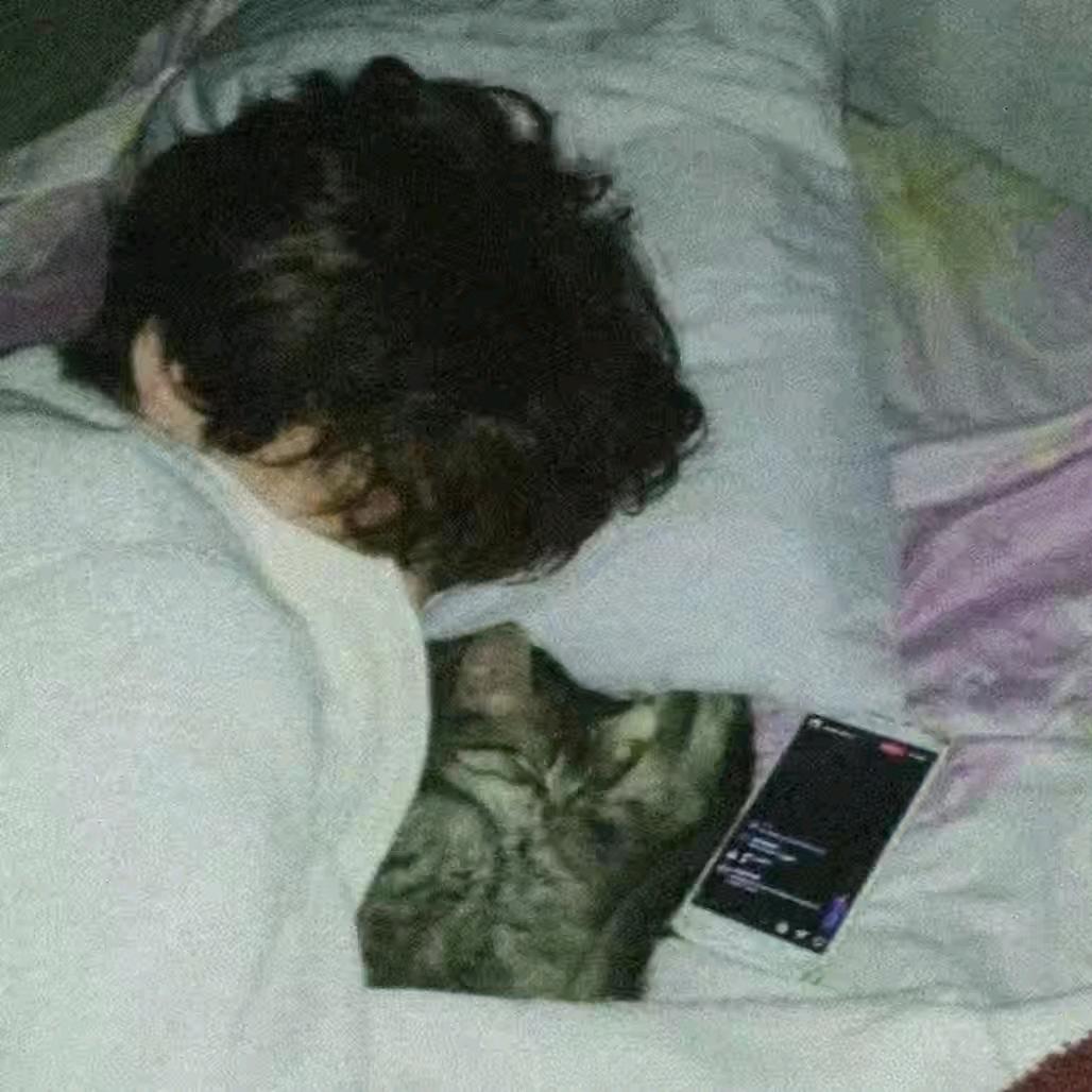 Zxxx头像
