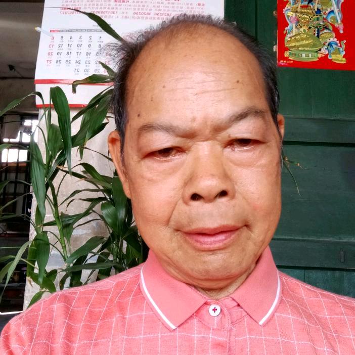吕五泡酒小哥