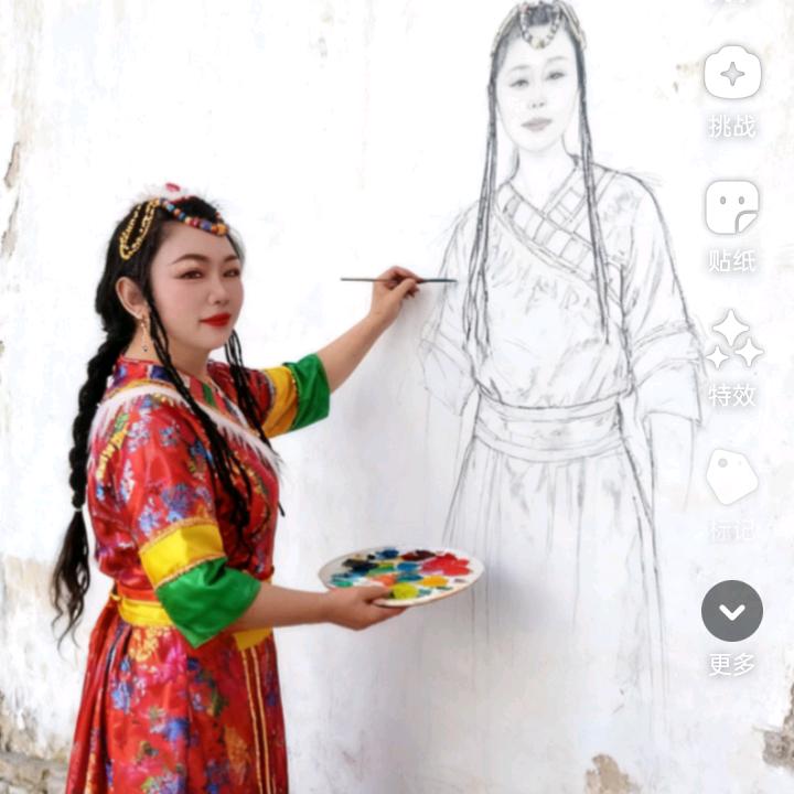 爱跳舞的小姐姐