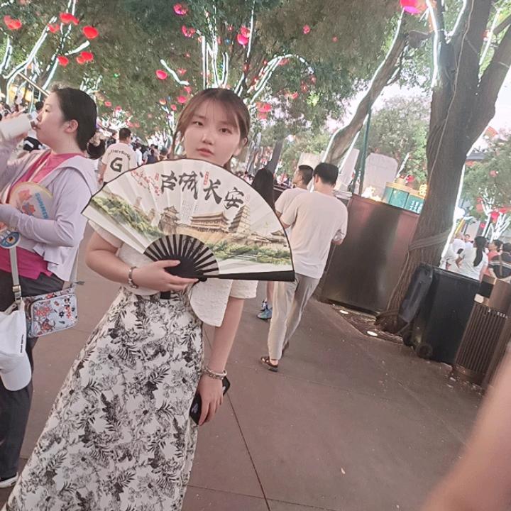 只愿醉红尘