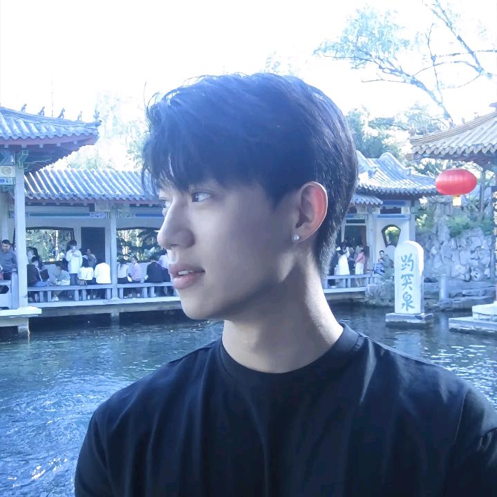 王纸箱
